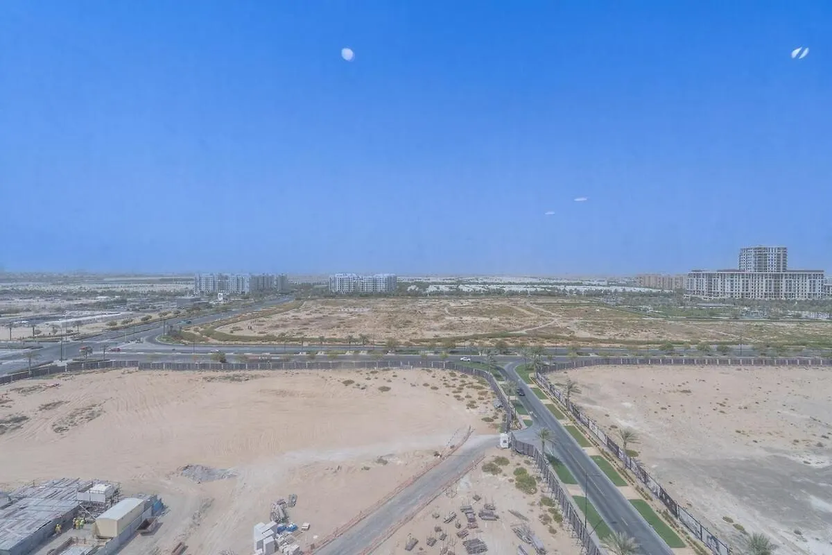 Stylish Studio For 4 In Vibrant Town Square Dubai United Arab Emirates
