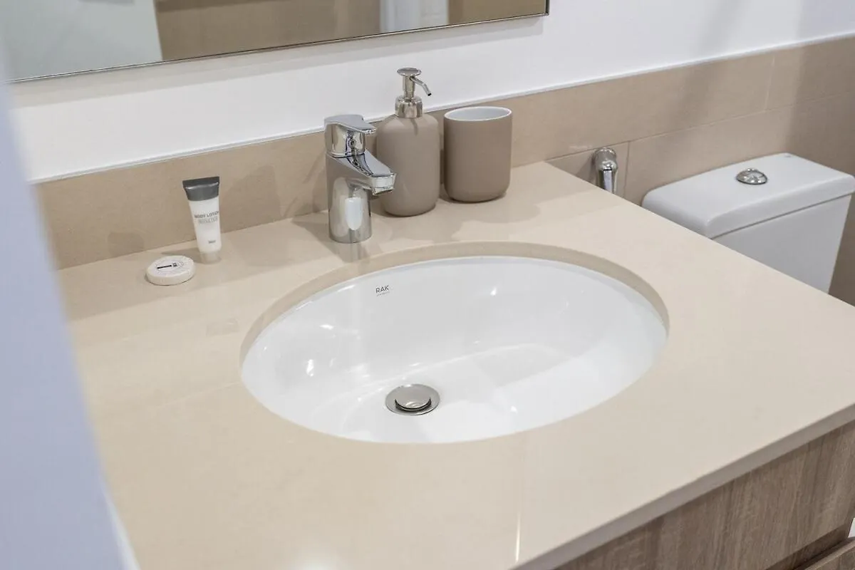 Stylish Studio For 4 In Vibrant Town Square Dubaj Apartmán